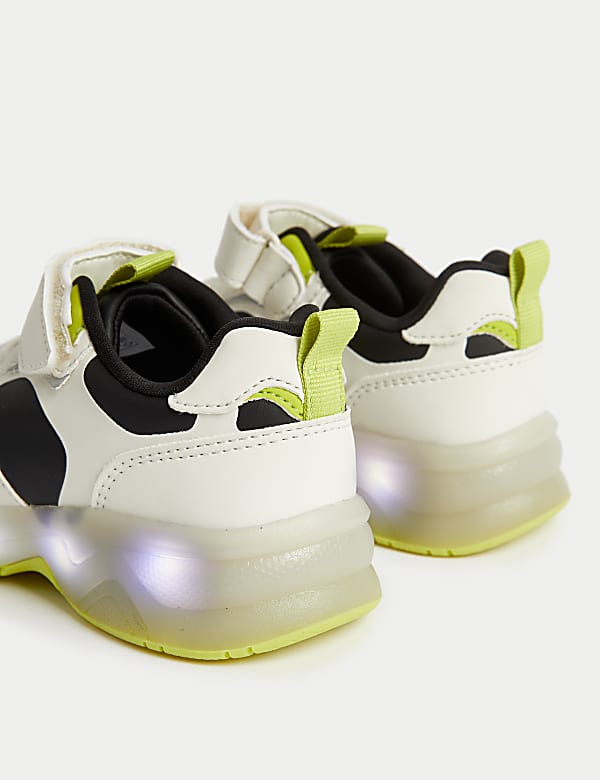 Kids' Riptape Light-Up Trainers (4 Small - 2 Large) - JP