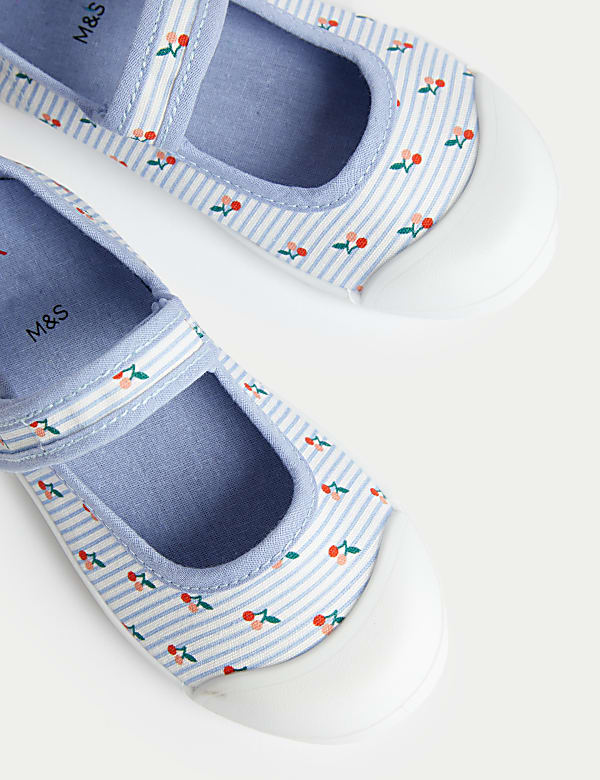 Kids' Canvas Riptape Trainers (4 Small - 2 Large) - NL