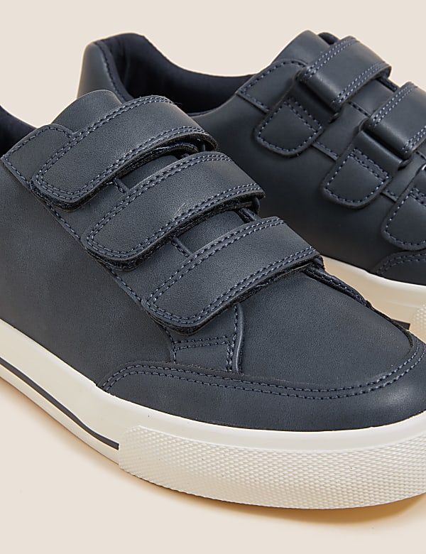 Kids' Freshfeet™ Riptape Trainers