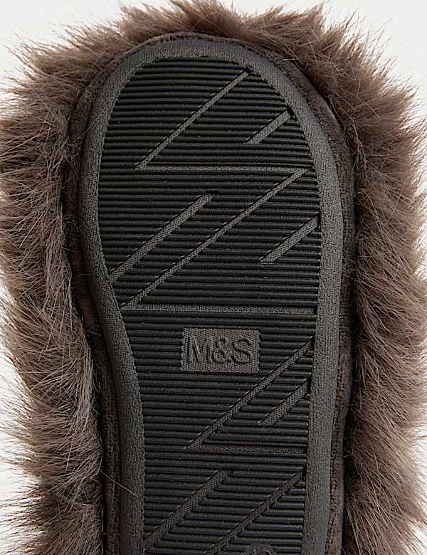 Kids' Monster Claw Slippers (4 Small - 7 Large) - AL