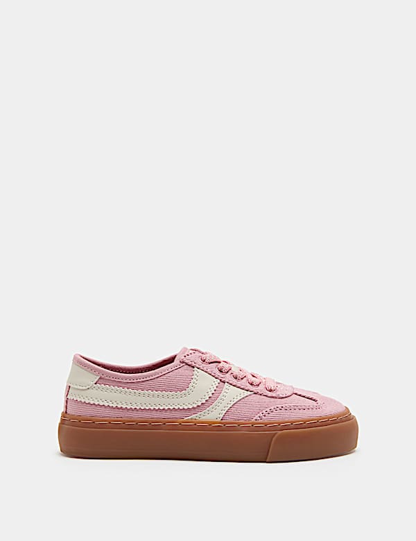 Vince Low Top Trainers (4 Small - 2 Large) - DK