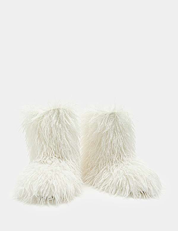 Kids' Tall Fur Slipper Boots (10 Small - 7 Large) - VN