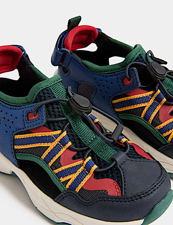 Kids' Sport Trekkers (4 Small - 2 Large) - BE