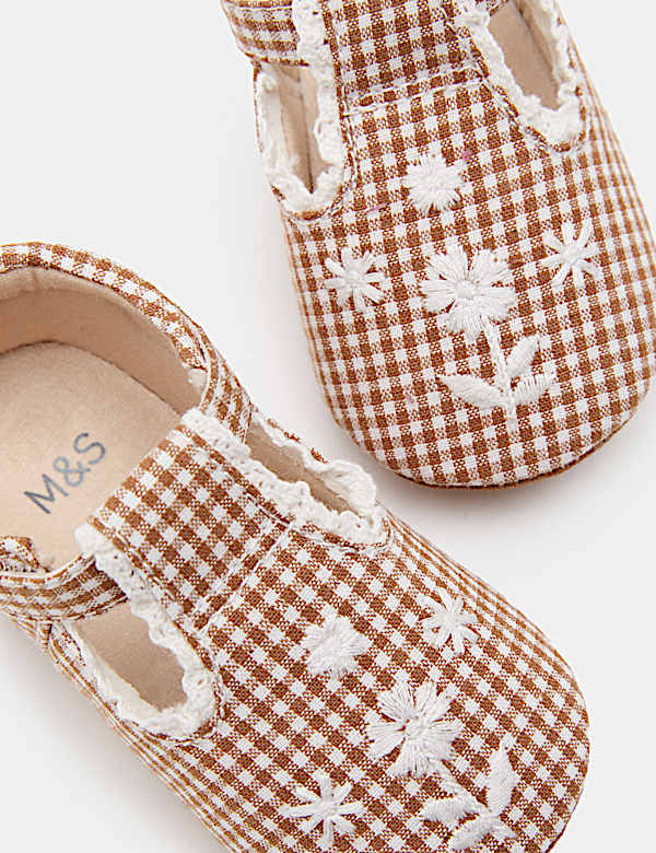 Baby Embroidered Pram Ballet Pumps (0-18 Mths) - US