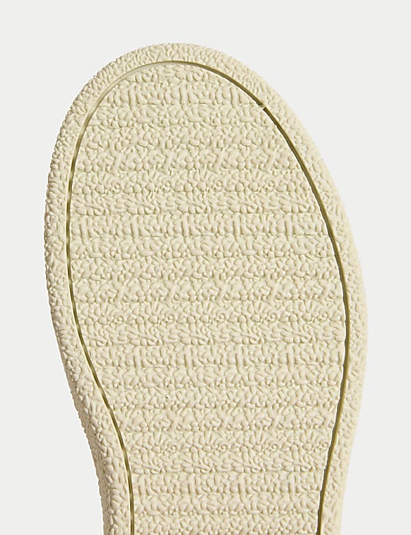 Kids' Apron Front Lace up Shoes (4 Small - 7 Large) - JP