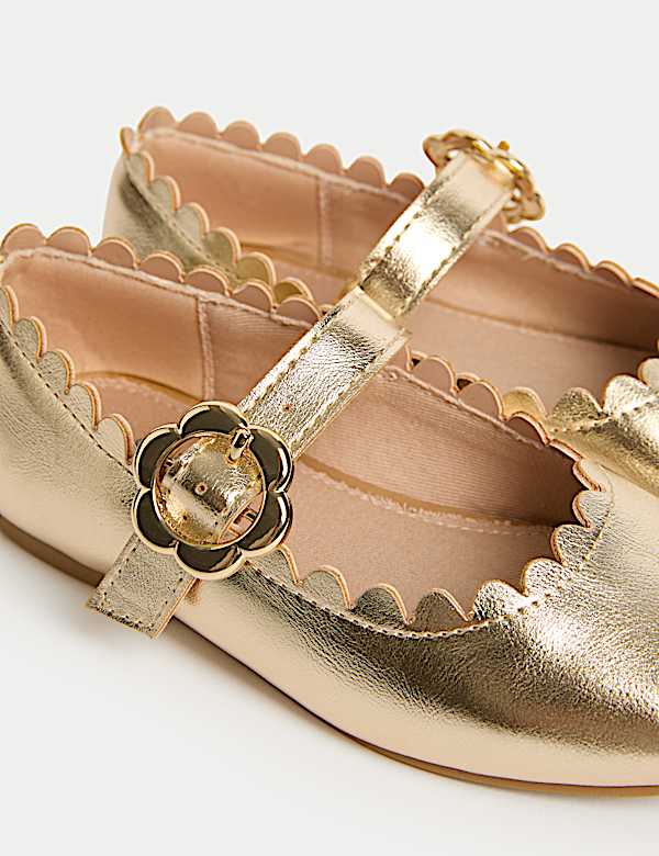 Kids' Patent Scallop Trim Ballet Pumps (4 Small - 2 Large) - GR