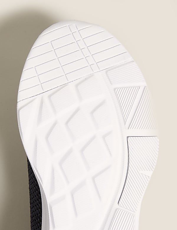 Kids' Freshfeet™ Trainers (13 Small - 7 Large)