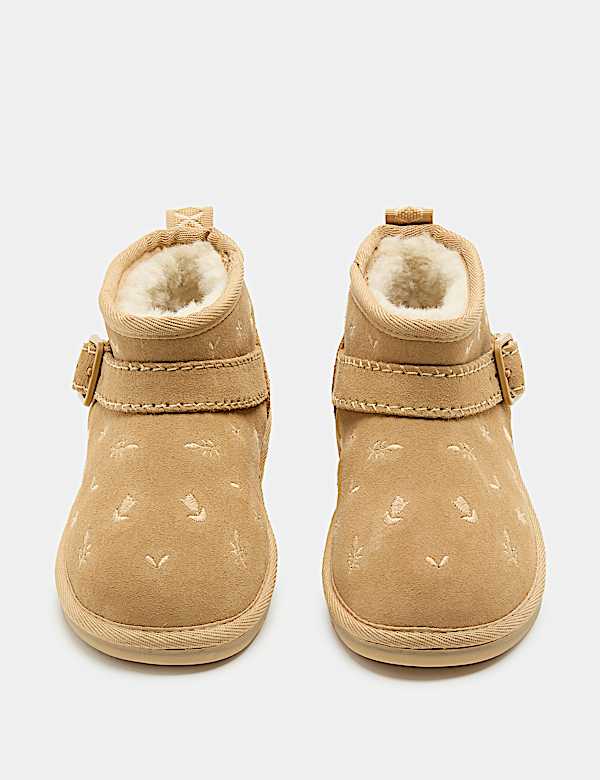 Embroidered Faux Fur Lined Suede Boots (4 Small - 2 Large) - MX