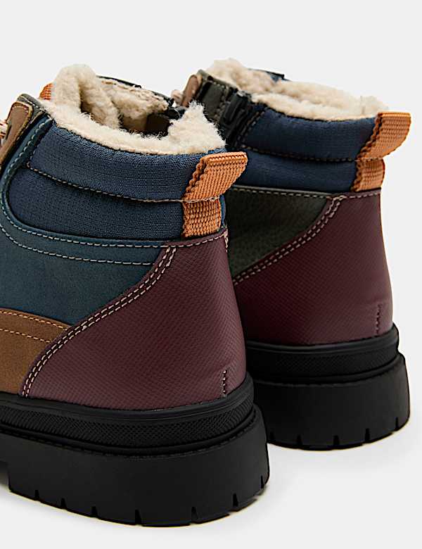 Bottines de marche enfant &agrave; lacets et motif color block (du 23 au 37) - CA