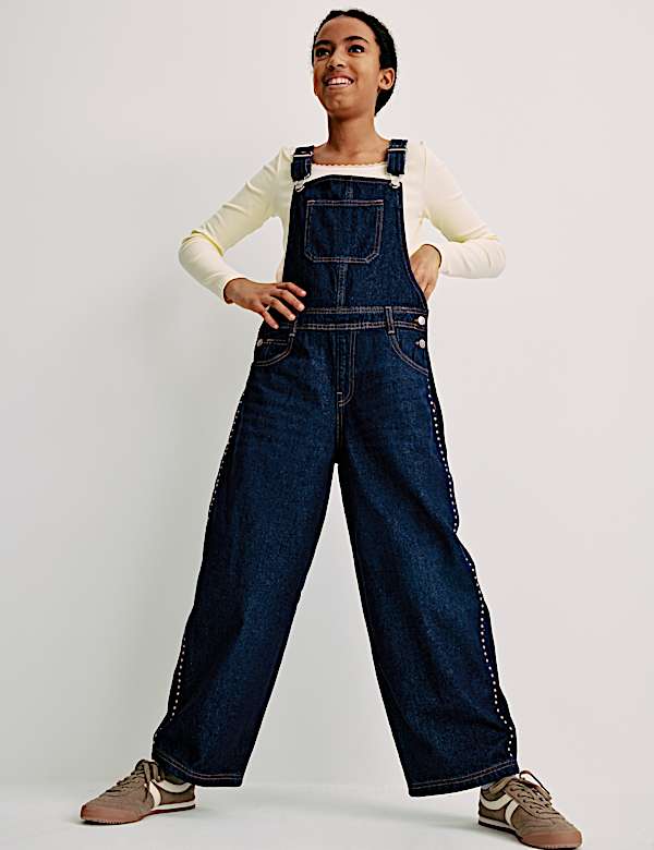 Denimlatzhose mit ausgestelltem Bein (2&ndash;16 J.) - AT