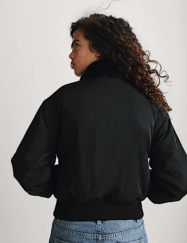 &Tau;&zeta;ά&kappa;&epsilon;&tau; bomber &mu;&epsilon; &gamma;&iota;&alpha;&kappa;ά Stormwear&trade; &alpha;&pi;ό &sigma;&upsilon;&nu;&theta;&epsilon;&tau;&iota;&kappa;ή &gamma;&omicron;ύ&nu;&alpha; (6-16 &epsilon;&tau;ώ&nu;) - GR