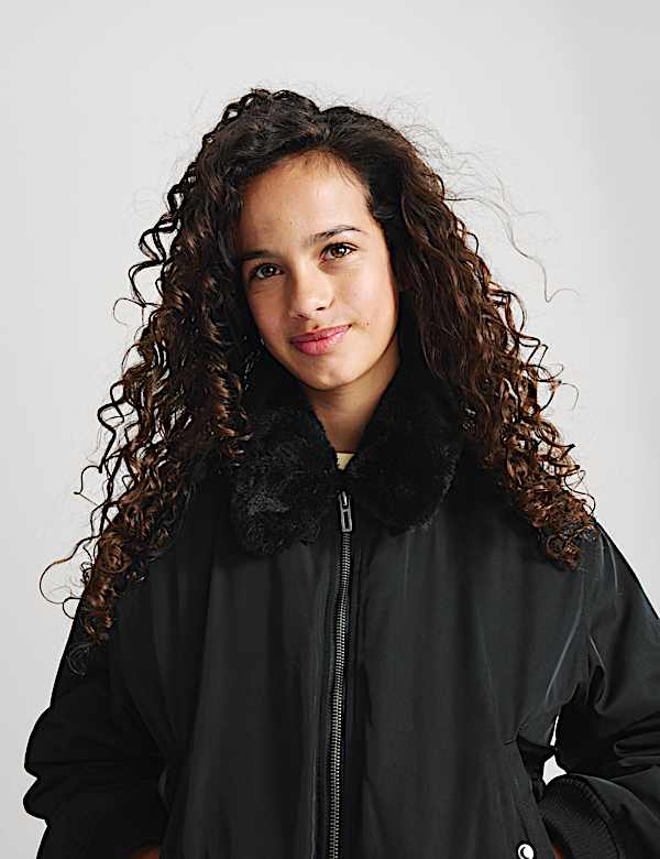 &Tau;&zeta;ά&kappa;&epsilon;&tau; bomber &mu;&epsilon; &gamma;&iota;&alpha;&kappa;ά Stormwear&trade; &alpha;&pi;ό &sigma;&upsilon;&nu;&theta;&epsilon;&tau;&iota;&kappa;ή &gamma;&omicron;ύ&nu;&alpha; (6-16 &epsilon;&tau;ώ&nu;) - GR
