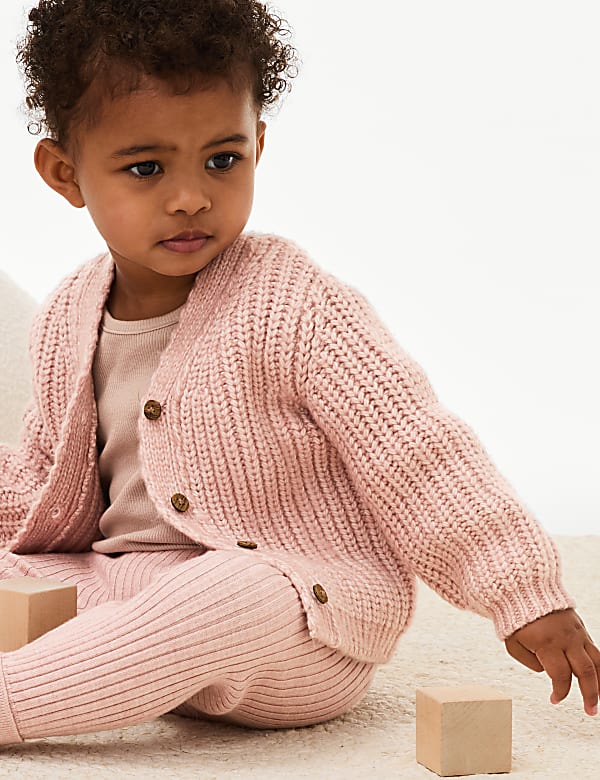 Knitted pink cardigan store