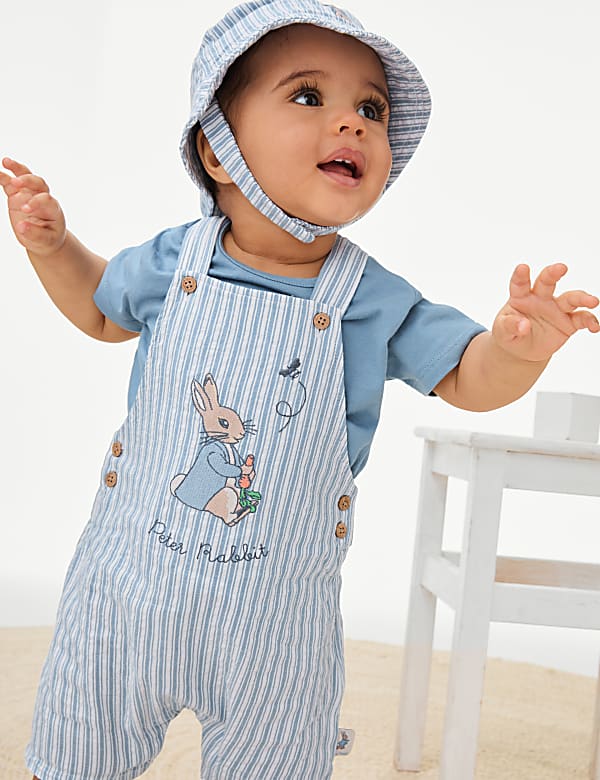 3-teiliges Latzhosen-Outfit aus reiner Baumwolle mit Peter Rabbit™-Motiv (0–3 Jahre) - DE