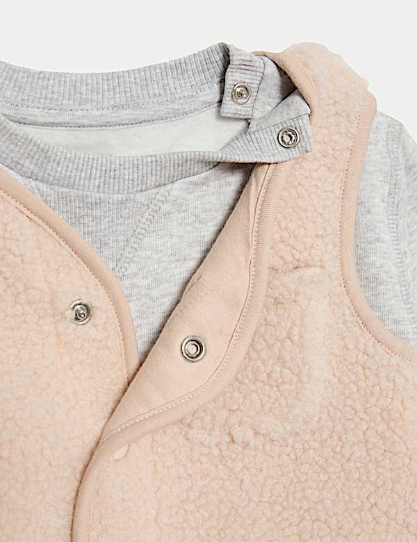 Ensemble 3 pièces avec sweat à rayures, pantalon de jogging veste sans manches imitation peau de mouton (jusqu’au 3 ans) - LU