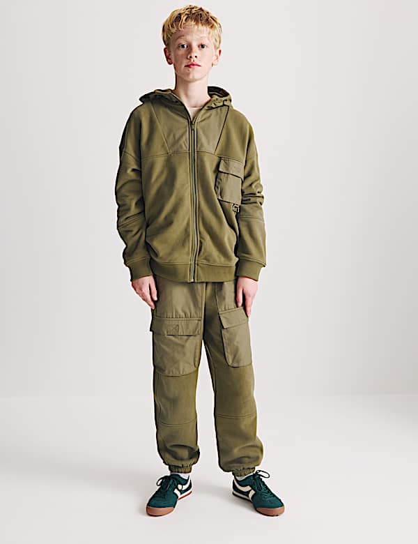 Hoodie Beritsleting Bahan Katun (6-16%) - ID