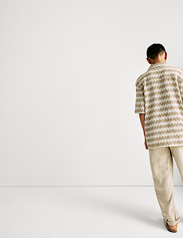 Chevron Patterned Knit Shirt