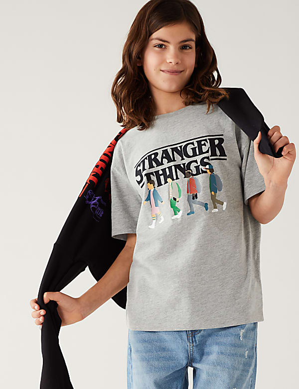 Stranger things chandail on sale