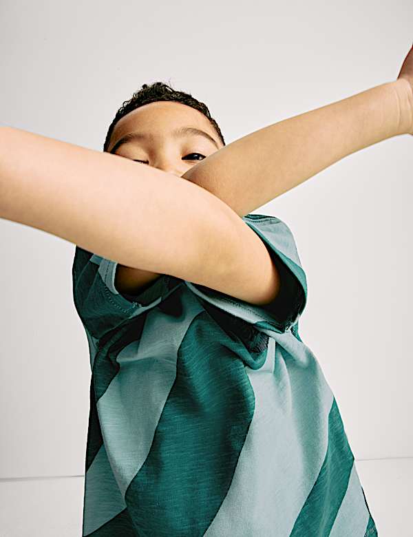 Pruhované tričko z čisté bavlny s s diagonálními vlnami (2–8 let) - CZ