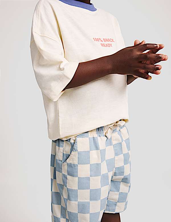 Wsuwane szorty w szachownicę z przewagą bawełny (2&ndash;8 lat) - PL