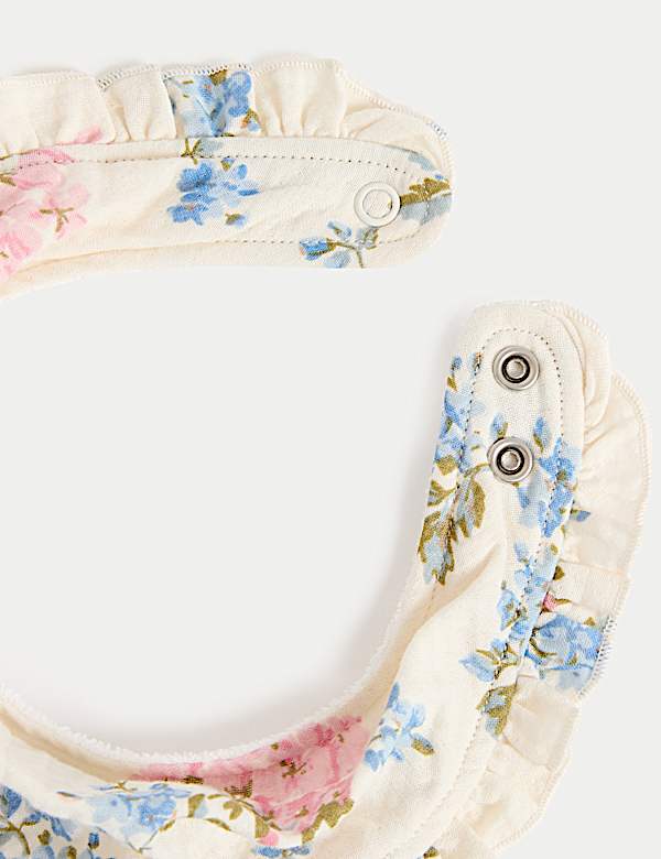 מארז 3 סינרים פרחוניים לתינוקות מבד עשיר בכותנה - IL