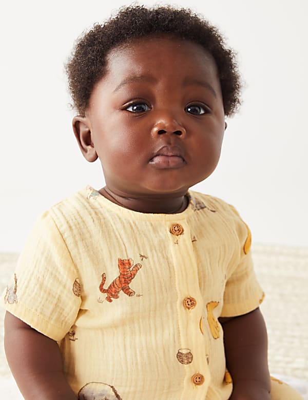 Pure Cotton Winnie the Pooh™ Romper (7lbs-1 Yrs)