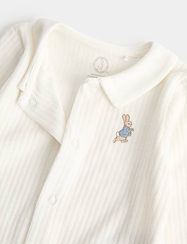 2 Piece Peter Rabbit&trade; Sleepsuit & Hat (7lbs - 1 Yrs) - FI