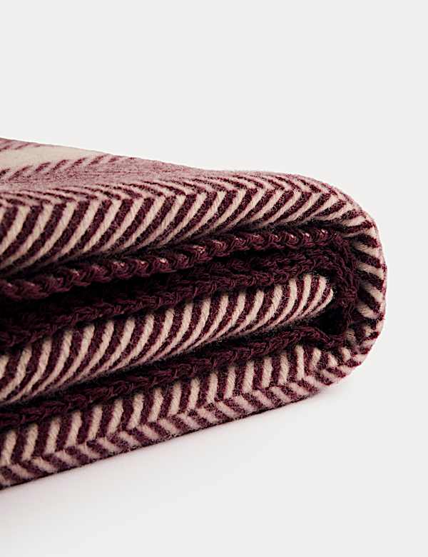 כרבולית מצמר טהור עם כיתוב Oh Happy Day - IL