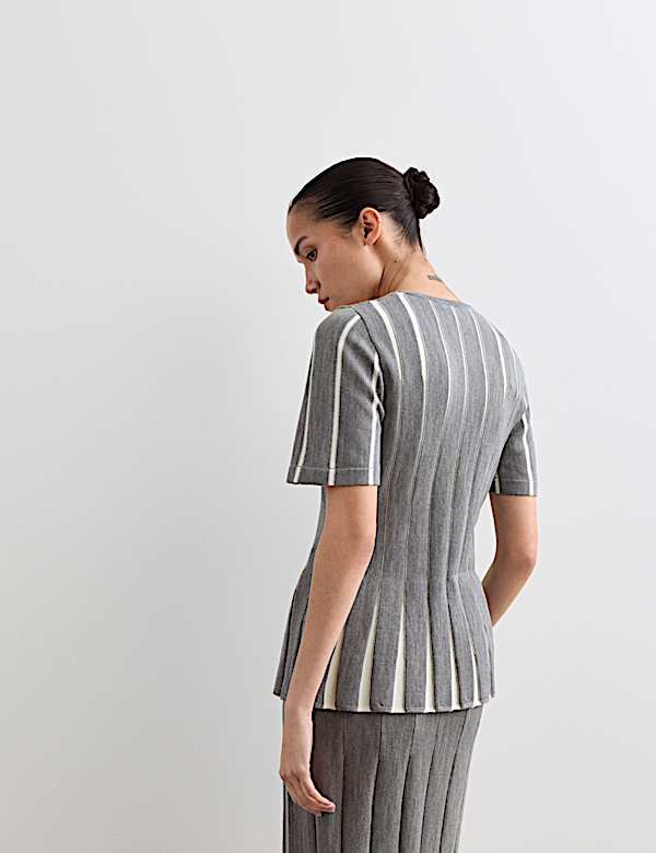 Merino Wool Rich V-Neck Pleated Knitted Top - AU