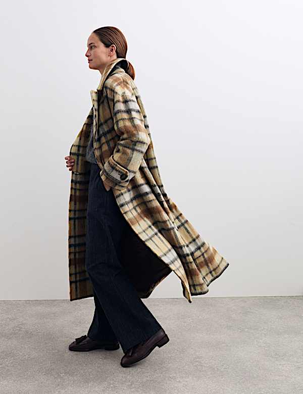 Wool Rich Checked Double Breasted Coat - BE