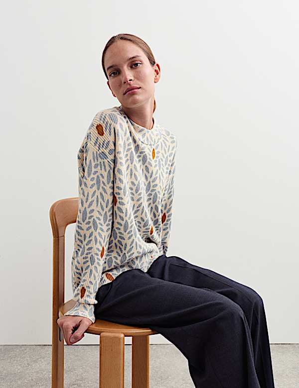 Pure Merino Wool Leaf Print Crew Neck Jumper - CA