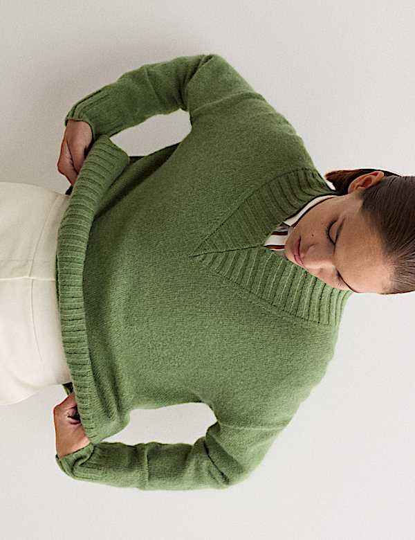 Pull en mohair mélangé à col en V - FR