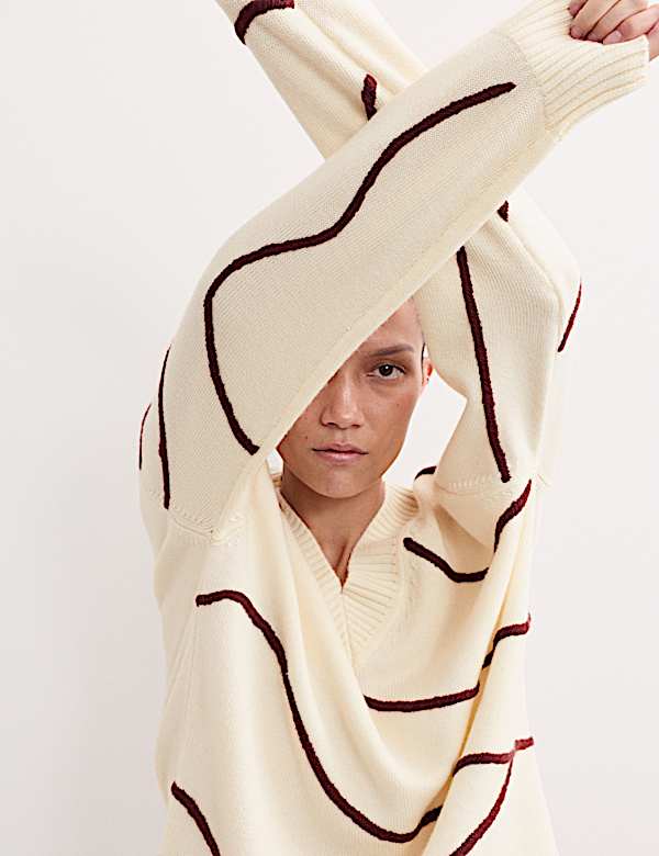 Merino Wool Embroidered Stripe V-Neck Jumper - BE