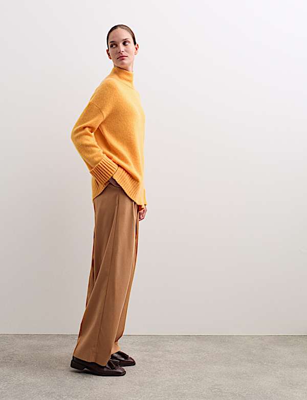 Pull en mohair m&eacute;lang&eacute; &agrave; col chemin&eacute;e - FR