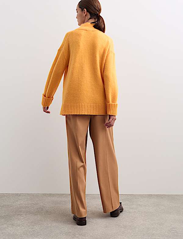 Pull en mohair m&eacute;lang&eacute; &agrave; col chemin&eacute;e - FR