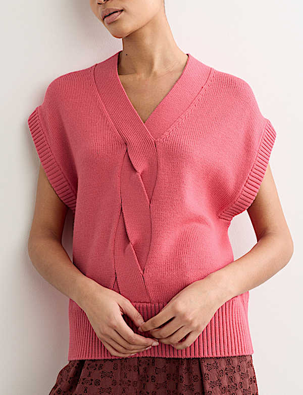 Pure Merino Wool V-Neck Knitted Vest - NZ
