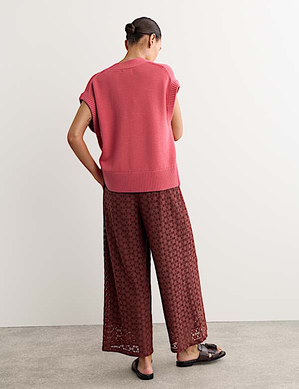 Pure Merino Wool V-Neck Knitted Vest - NZ