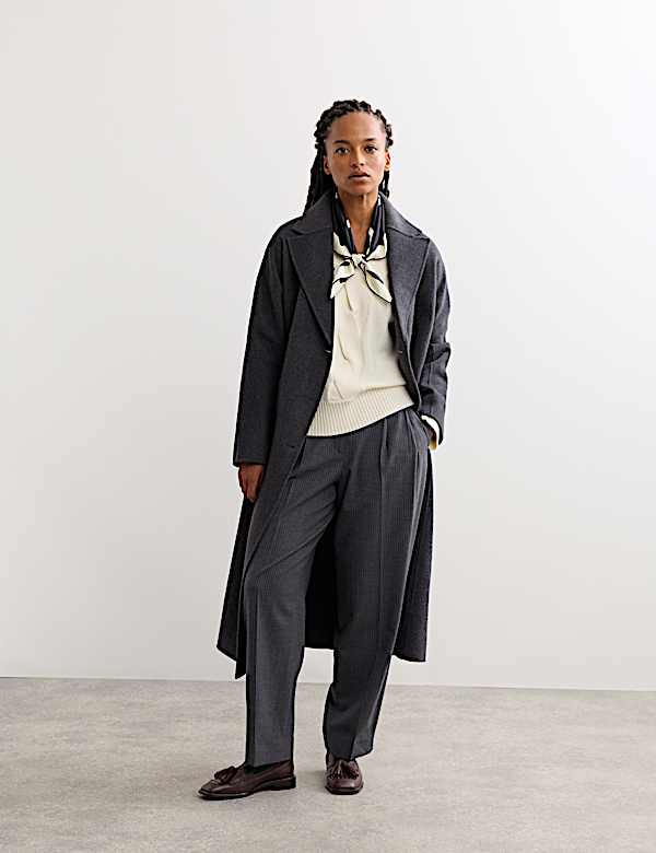 Pure Merino Wool V-Neck Twist Jumper - ES