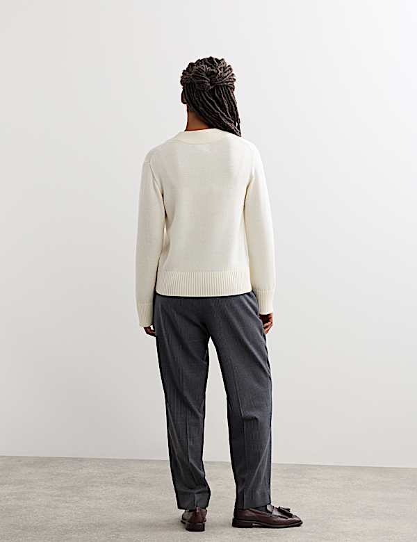 Pure Merino Wool V-Neck Twist Jumper - ES