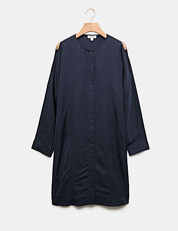 Robe tube longueur genou &agrave; &eacute;paules d&eacute;nud&eacute;es - CA