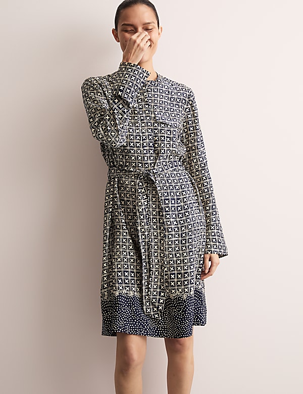 Printed Knee Length Shift Dress - GR