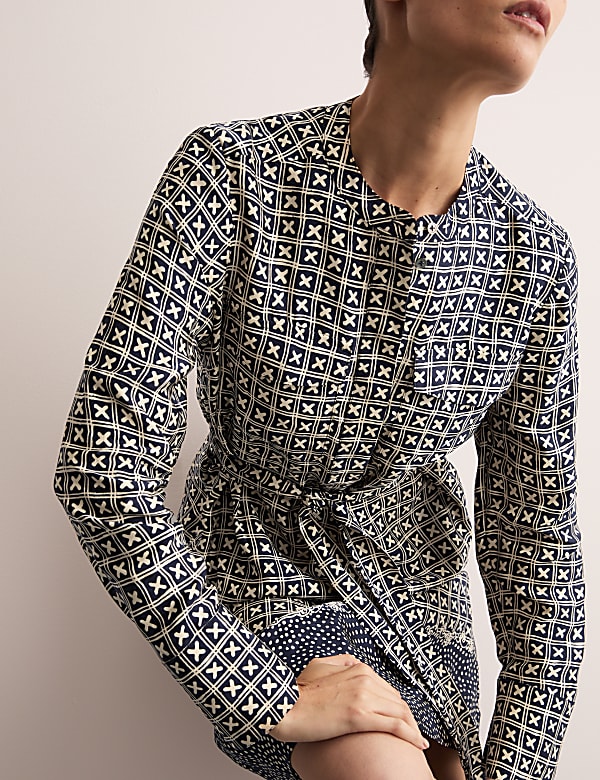 Εμπριμέ ίσιο φόρεμα με μήκος μέχρι το γόνατο - GR