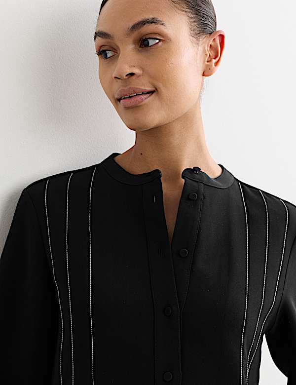 Crepe Pleated Knee Length Shift Dress - BE