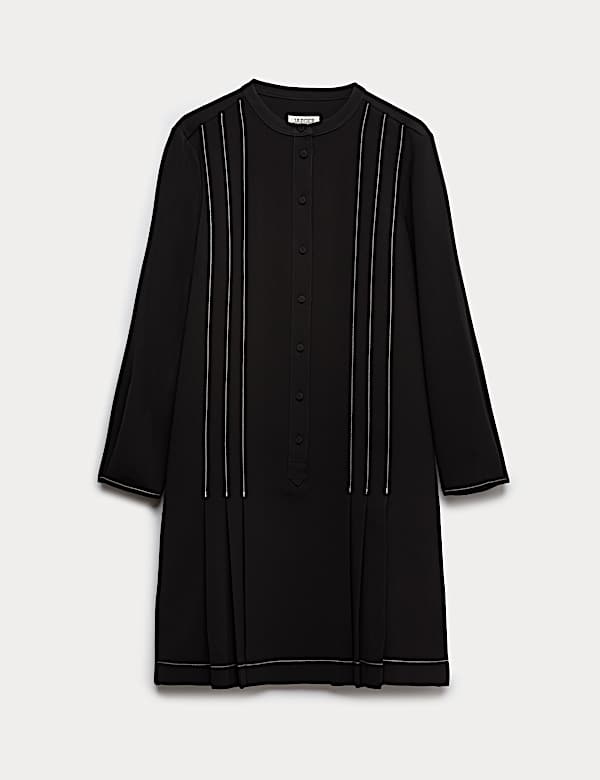 Crepe Pleated Knee Length Shift Dress - BE