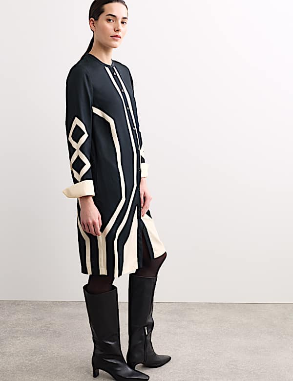 Vestido camisero por la rodilla de dise&ntilde;o geom&eacute;trico - ES