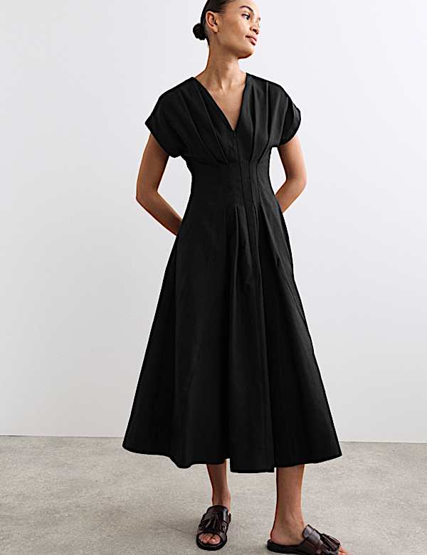 knee length dresses for ladies Nesta Boat Neck Skater Midi Dress Black – Girl In Mind main image 0