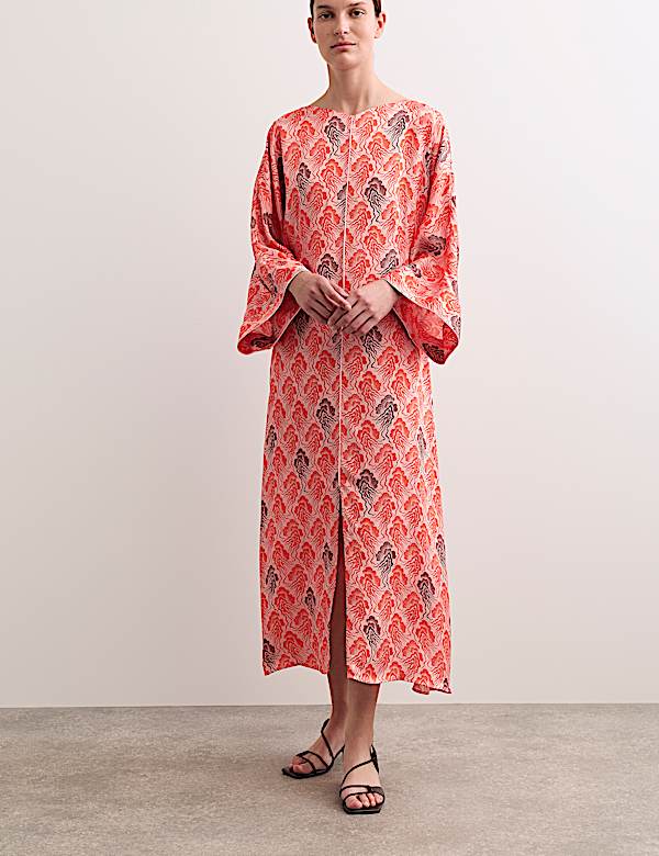 Linear Wave Print V-Neck Maxi Shift Dress - ES