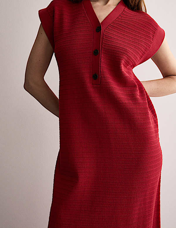 Μίντι πλεκτό φόρεμα με λαιμόκοψη V από σύμμεικτο βαμβάκι - GR