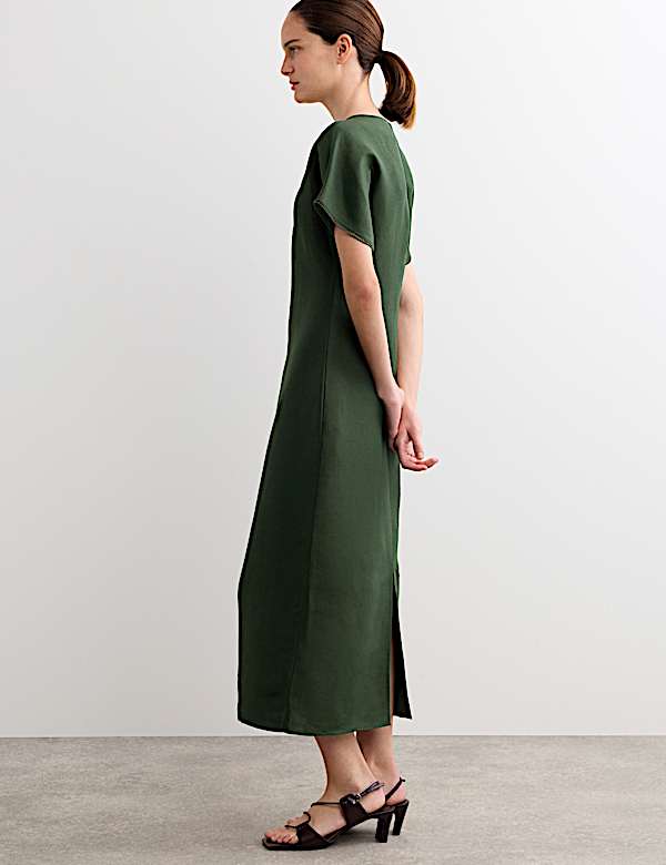 Robe midi style portefeuille en lin &agrave; col V - BE