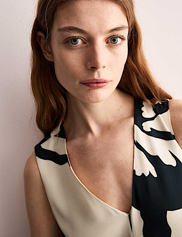 Midi-kolomjurk met V-hals en bloemmotief - BE